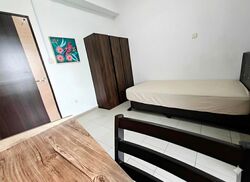 Versailles (D15), Condominium #580244481